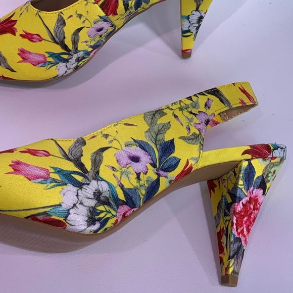 Floral mid heel sling back shoes - Picture 5 of 8